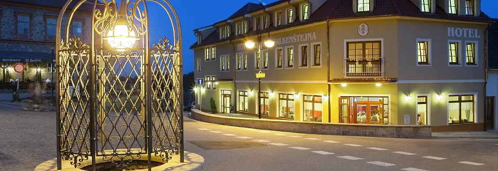 Hotel Záviš z Falkenštejna