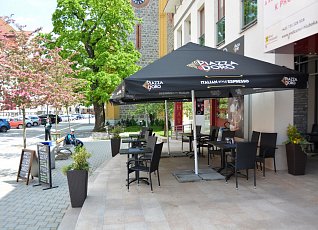 Příjemné venkovní posezení