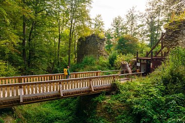 Discover Medieval Romance at Karlův Hrádek
