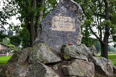 To the Monument to Záviš of Falkenštejn
