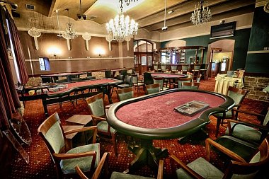 Casino Mariner - Hluboká
