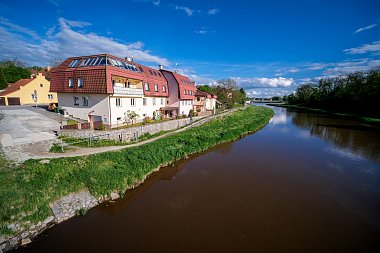Apartment By the river
