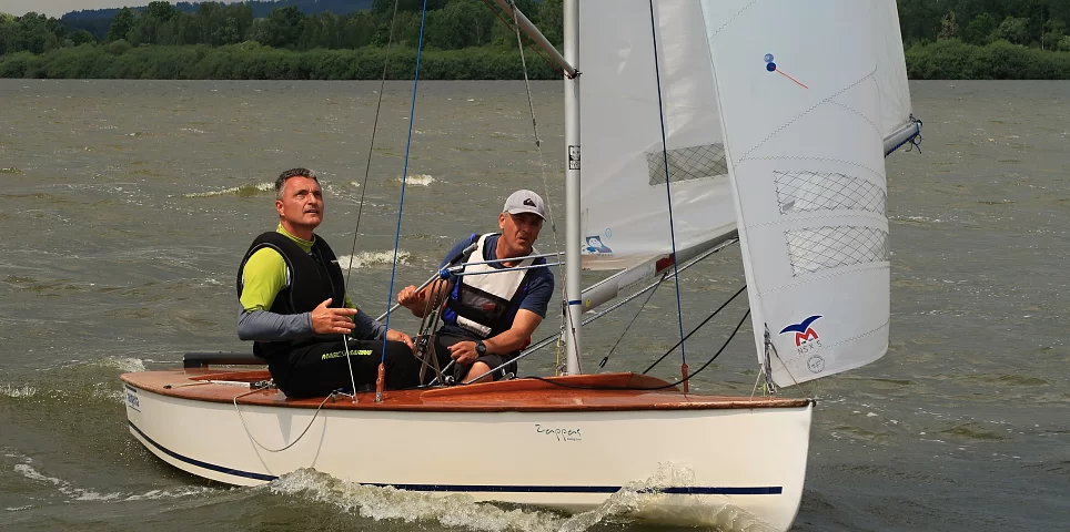 Jachting