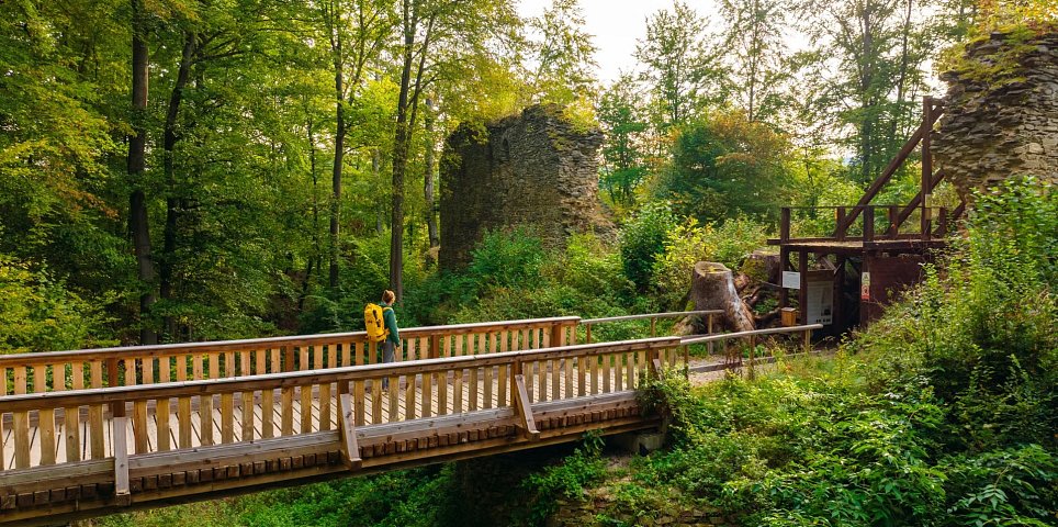 Discover Medieval Romance at Karlův Hrádek