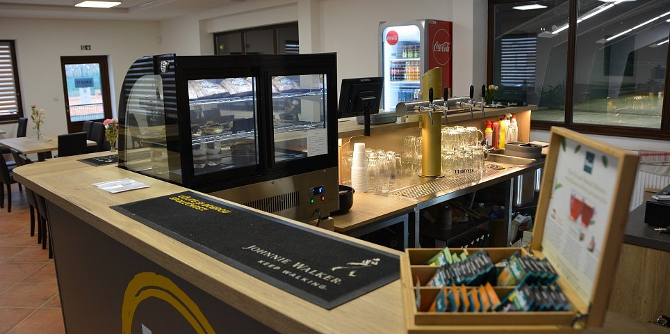 KN CAFE BAR
