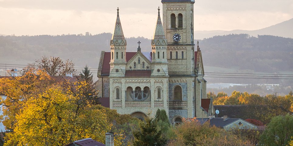 Church of Saints Peter and Paul in Hosín